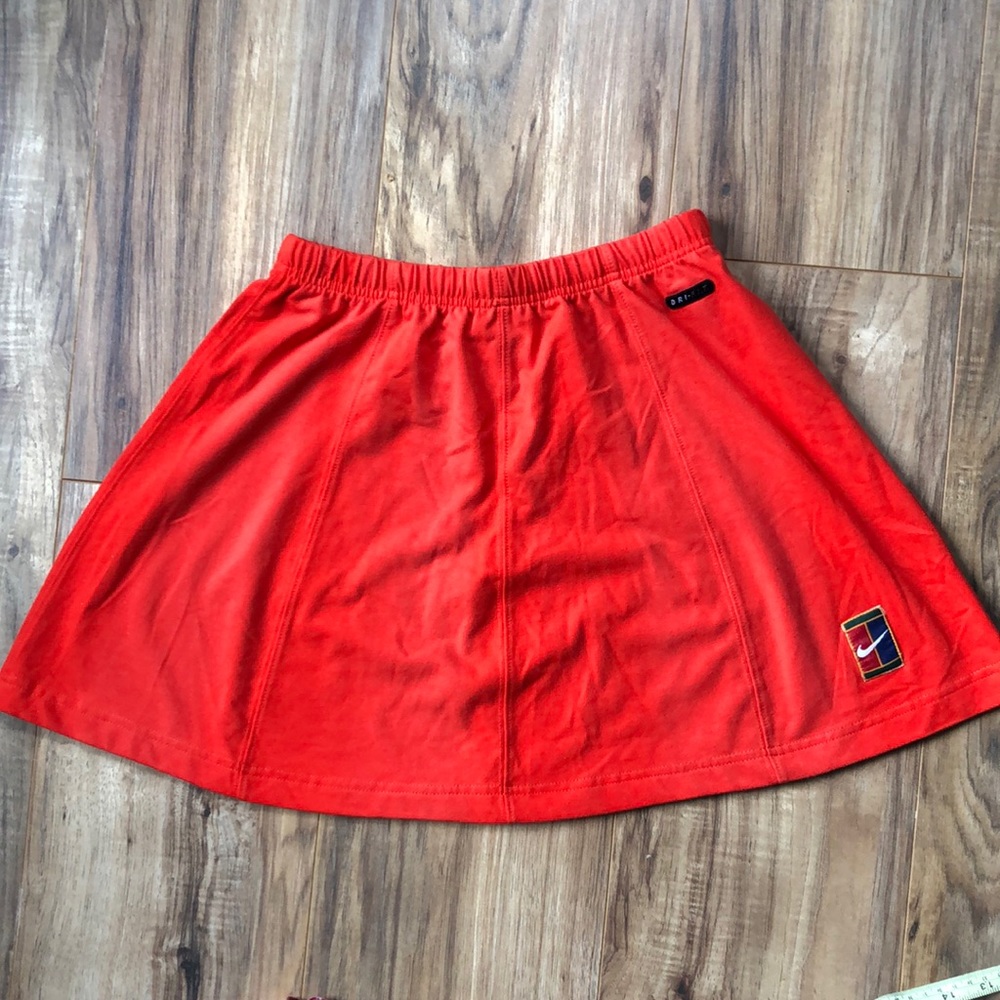 VINTAGE NIKE SKIRT
